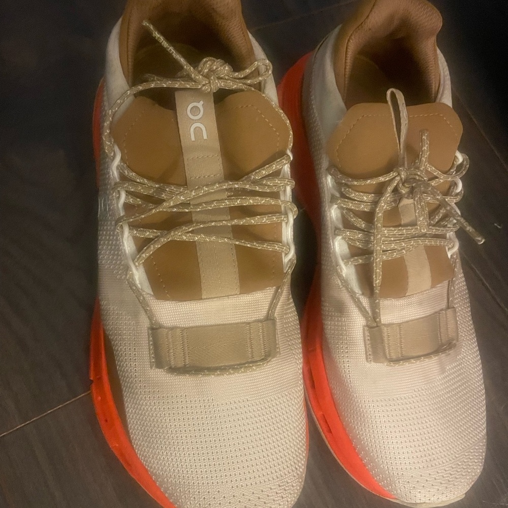 Womens on cloudnova sneakers in pearl/flame size 9